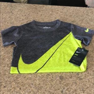 Dri--fit Nike youth boys size 5 t shirt